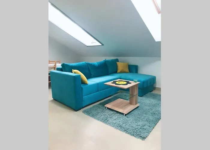 Santorini نوفي ساد